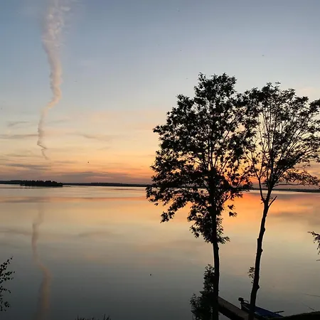 Nad Jeziorem Dobskim Polwysep Fuleda